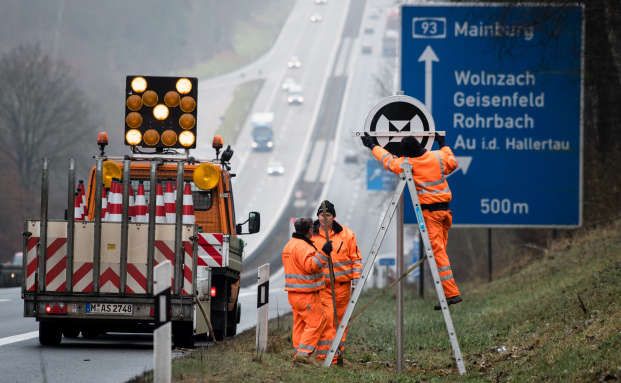 Unfallopfer sollen sich nicht direkt an den Kfz-Hersteller wenden