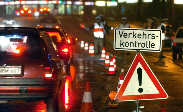 Kfz-Versicherer verlangt Unfallkosten wegen Vorsatzes zurück