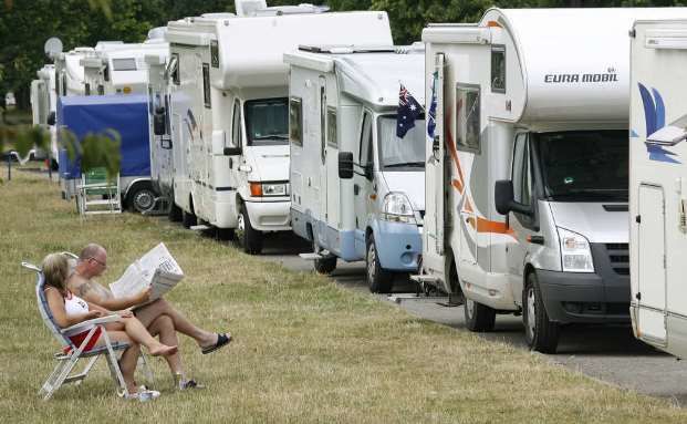 So geht man gut abgesichert mit dem Wohnmobil auf Tour