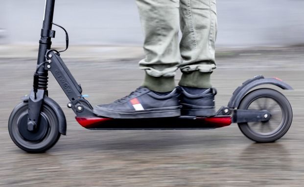 Das müssen E-Scooter-Fans beim Versicherungsschutz beachten