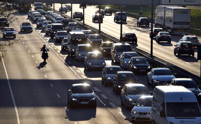 2,3 Millionen Versicherte holten sich neuen KFZ-Vertrag