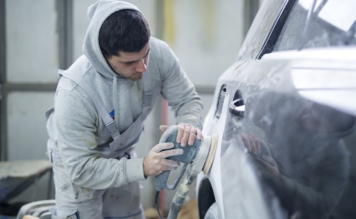 Stundenlöhne in der Autowerkstatt hauen mächtig rein